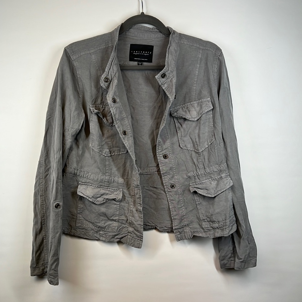 Sanctuary top